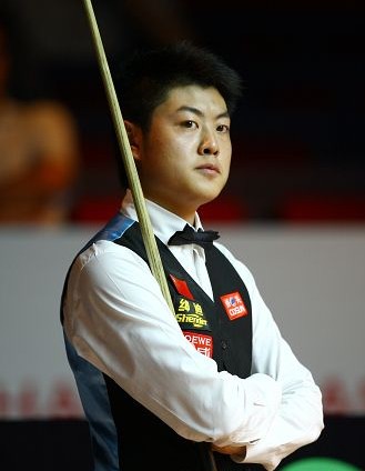 他的表现不 他的表现不