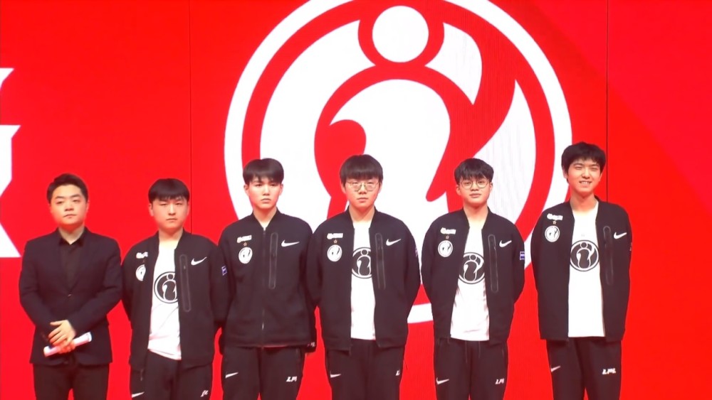 服务收入上 服务收入上